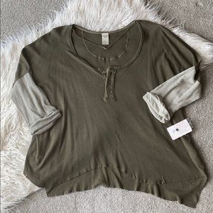 NWT Free People Army green Star Henley SM